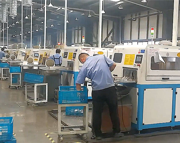 全自動高精度鋁型材切割機